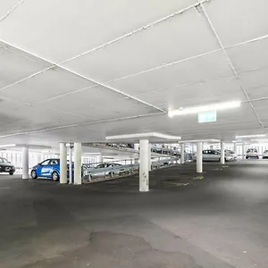 Apartment In East